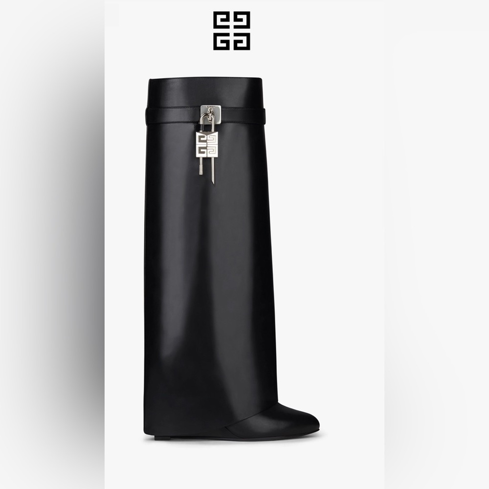 GIVENCHY SHARK BOOTS (PADLOCK BOOTS)